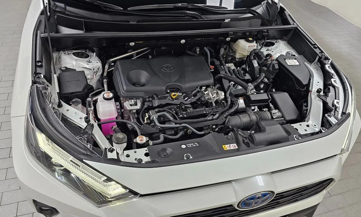 Toyota RAV4 2024 из KR, фото 8