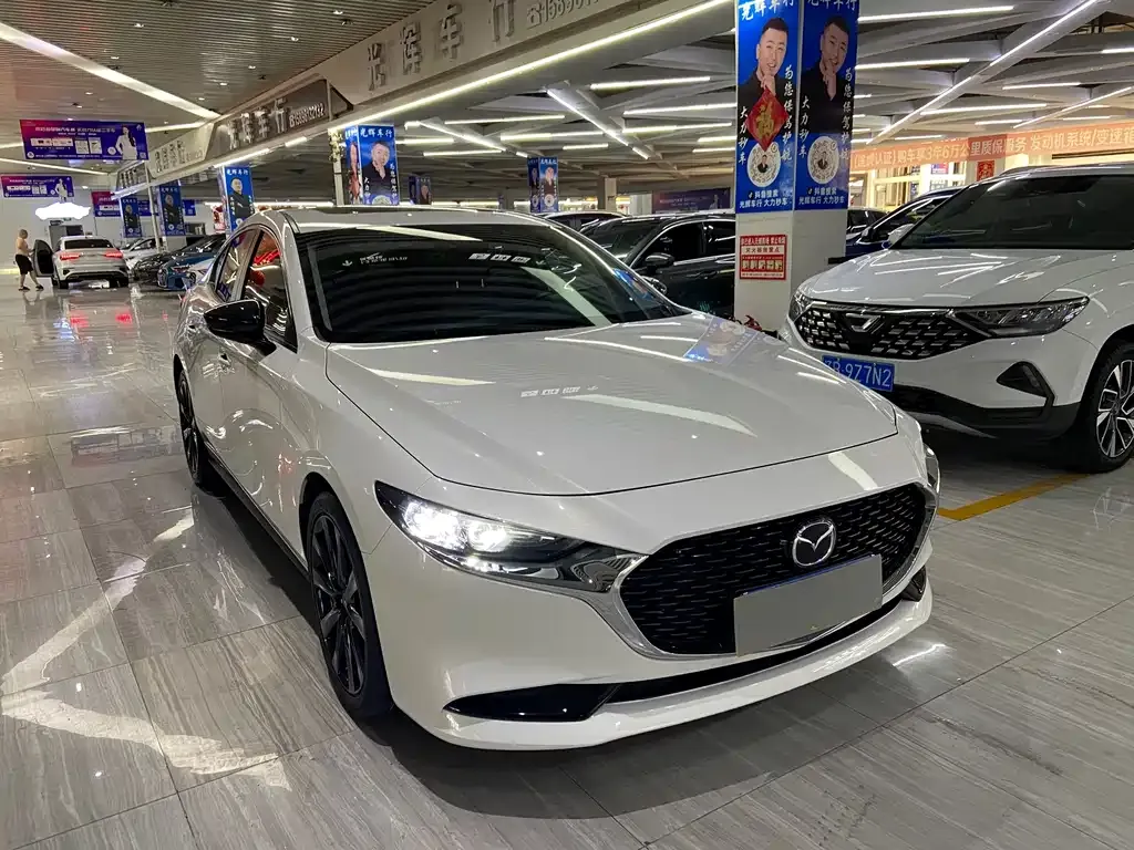 Mazda 3 Axela — фото 2