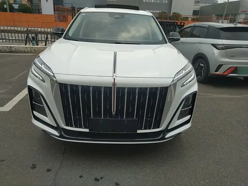 Hongqi HS3 PHEV — фото 10