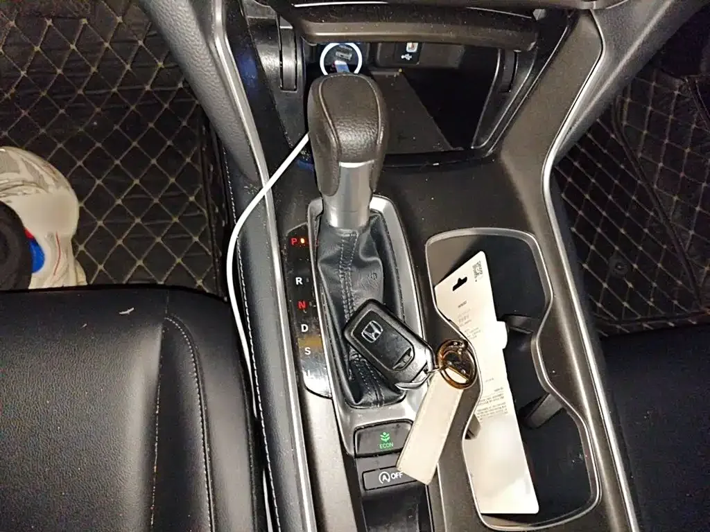 Honda Accord — фото 3