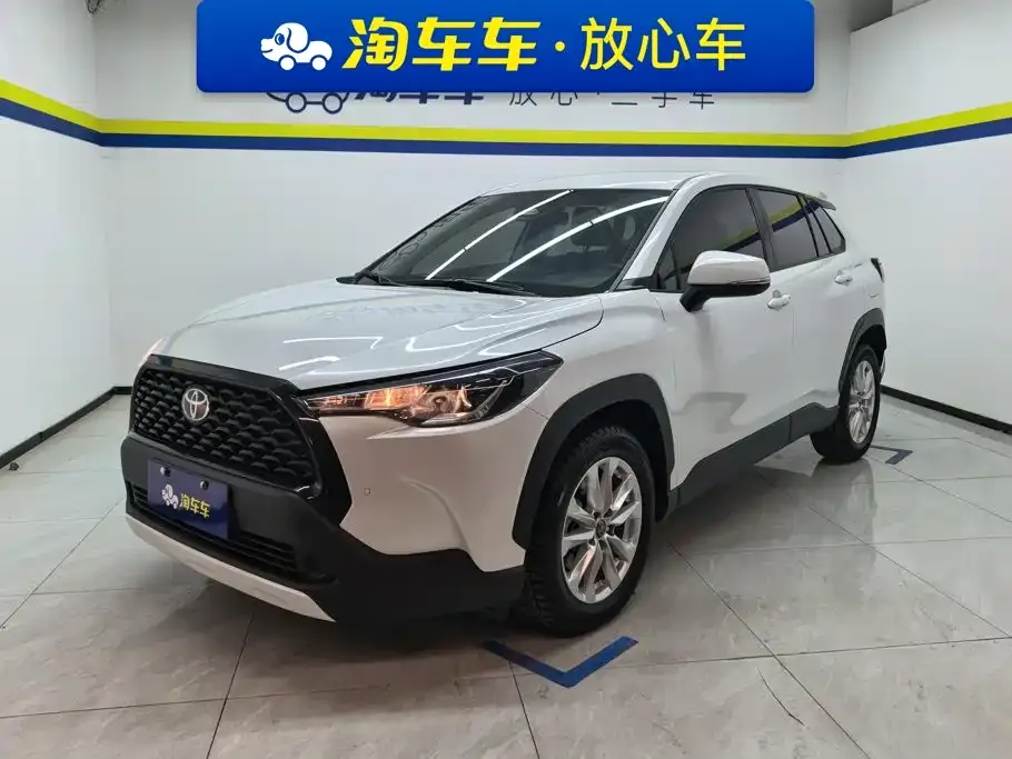 Toyota Corolla Cross — фото 1