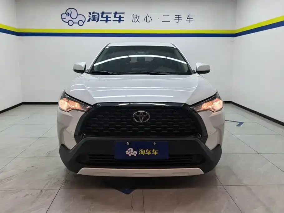 Toyota Corolla Cross — фото 10