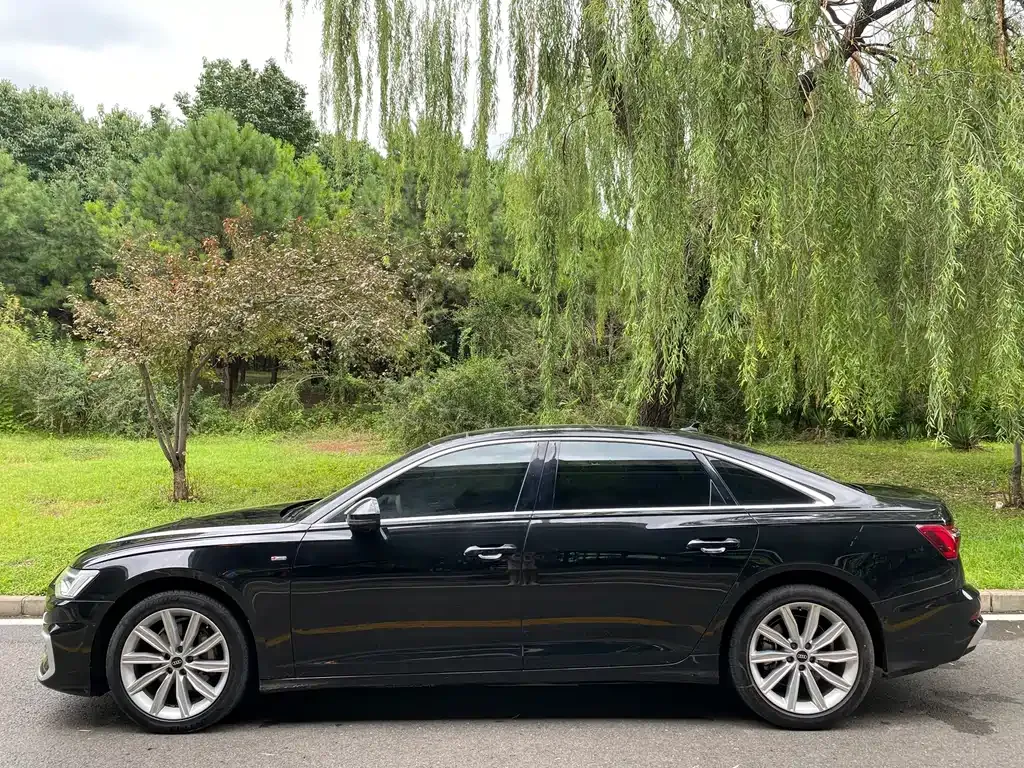 Audi A6L 2024 из CN, фото 9