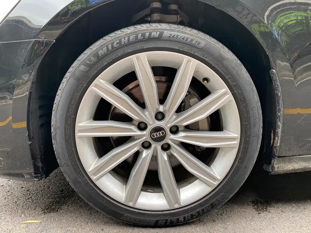Audi A6L 2024 из CN, фото 8