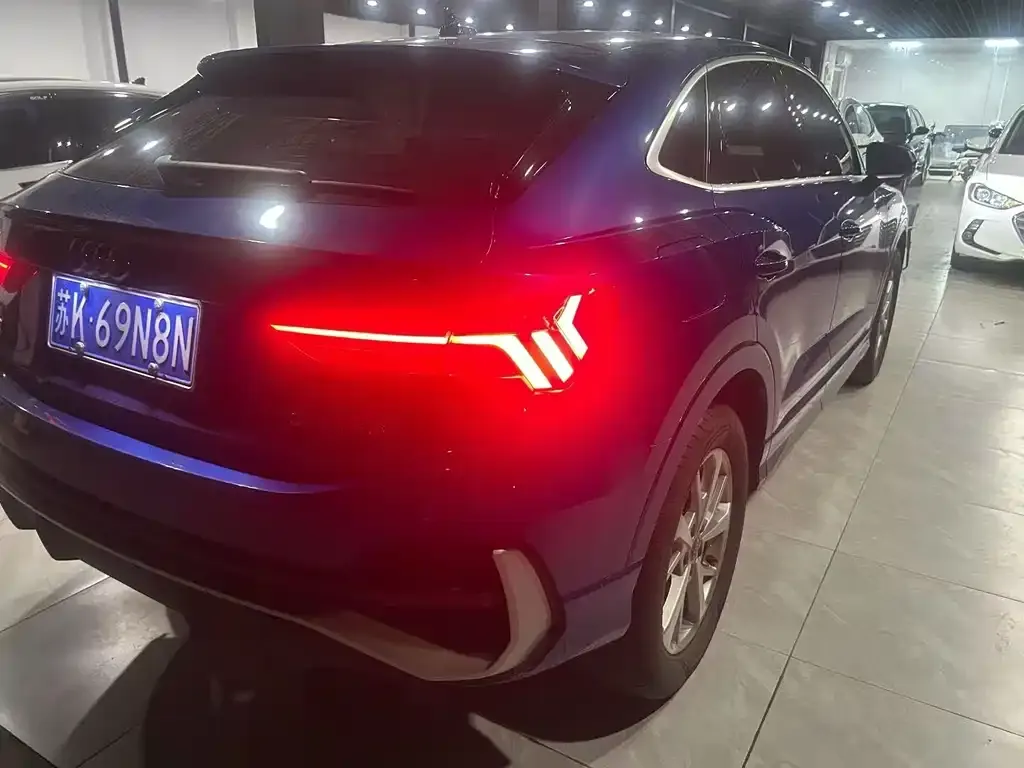 Audi Q3 Sportback 2021 из CN, фото 5