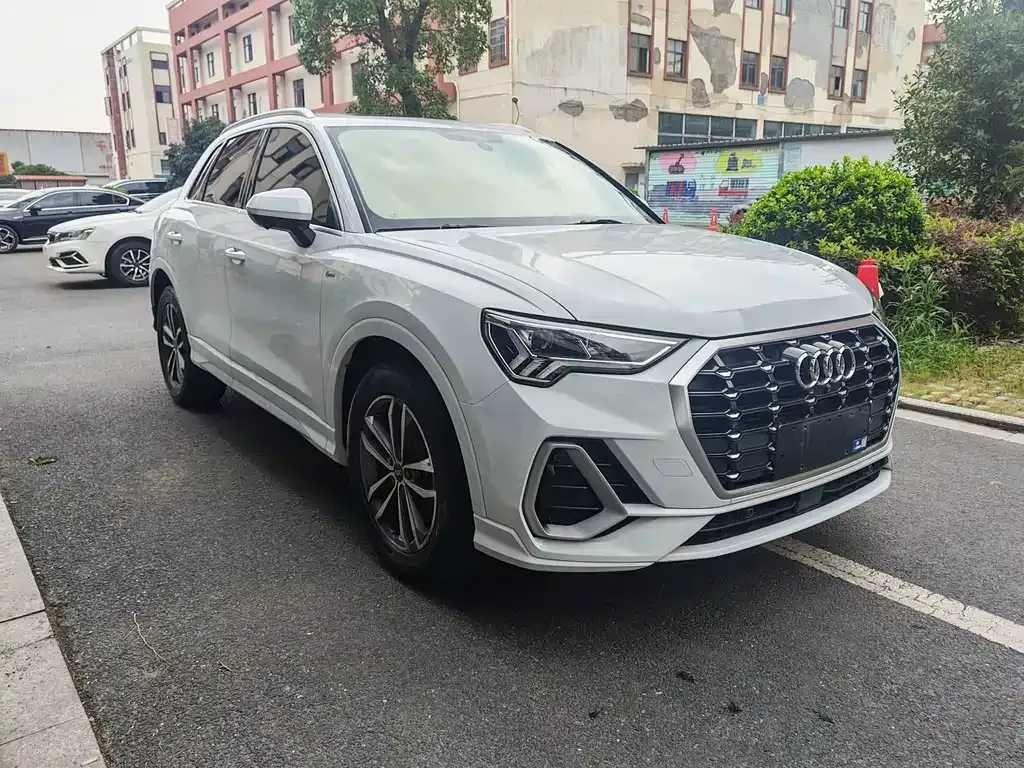 Audi Q3 2021 из CN, фото 7