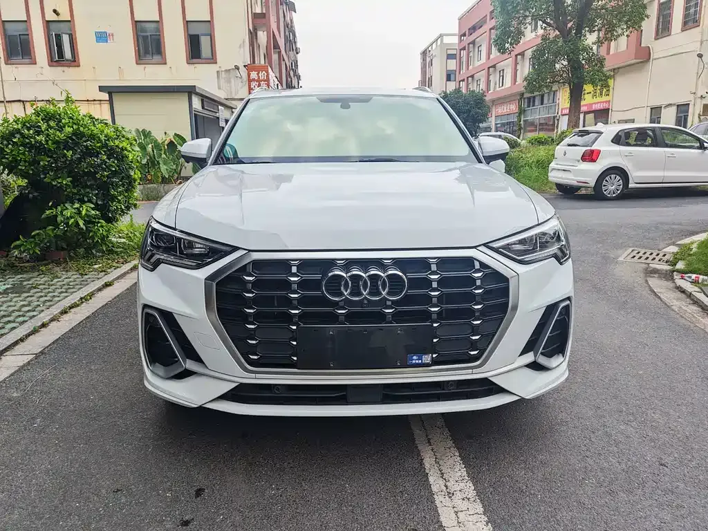 Audi Q3 2021 из CN, фото 9