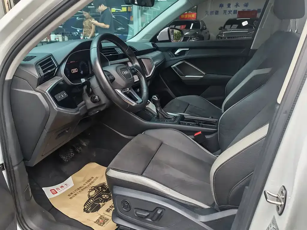 Audi Q3 2021 из CN, фото 3