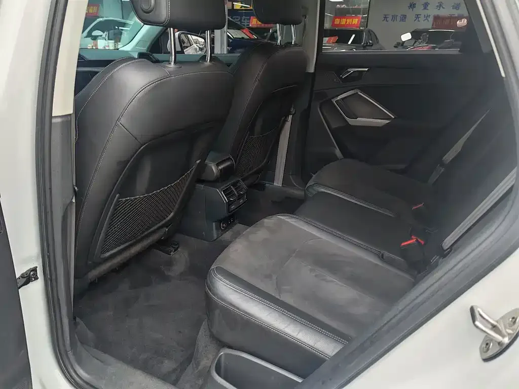 Audi Q3 2021 из CN, фото 2