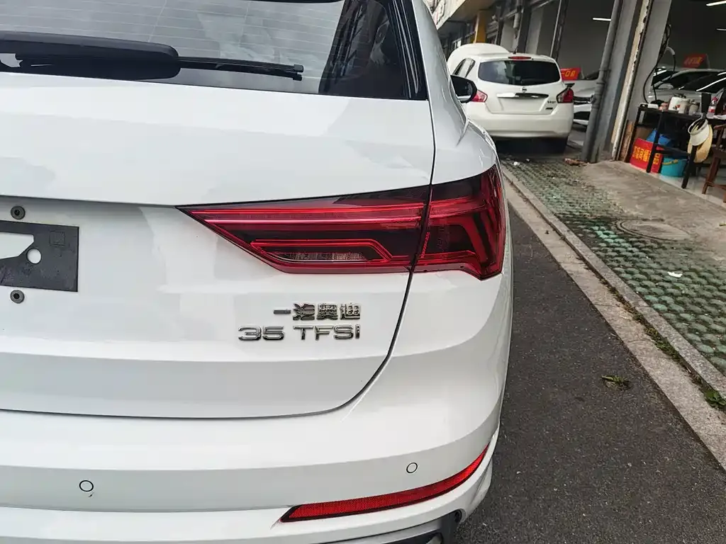 Audi Q3 2021 из CN, фото 6