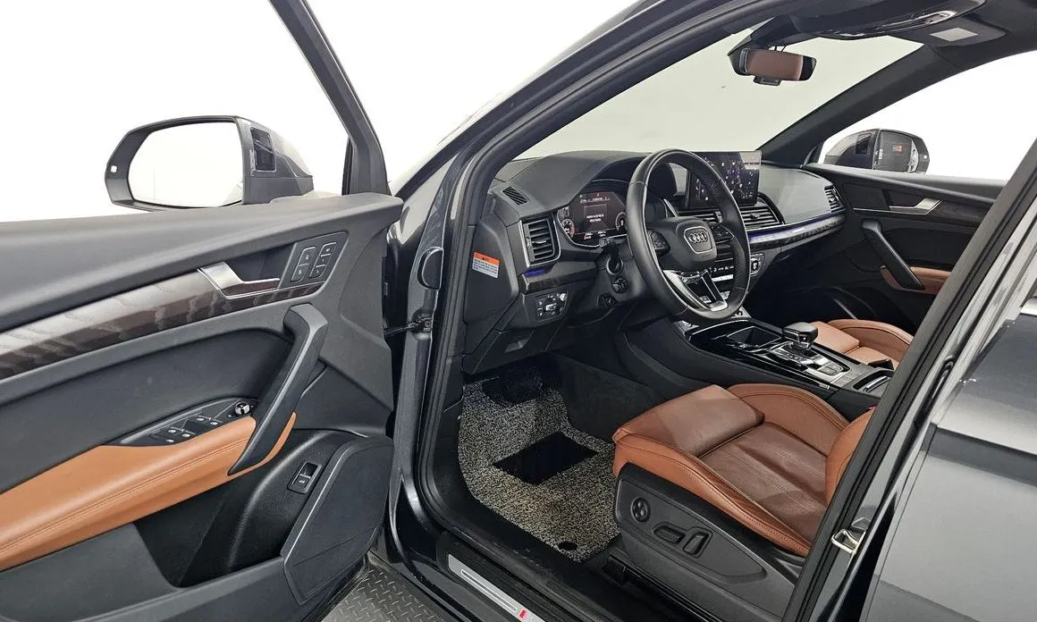 Audi Q5 2023 из KR, фото 10