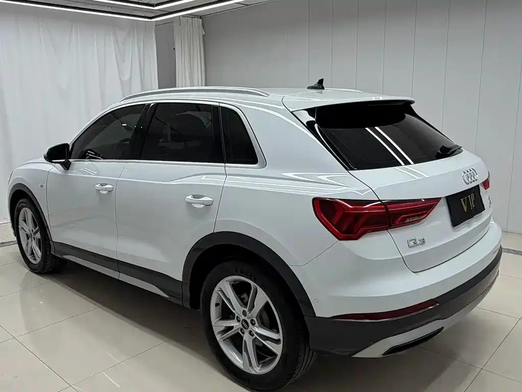 Audi Q3 — фото 9