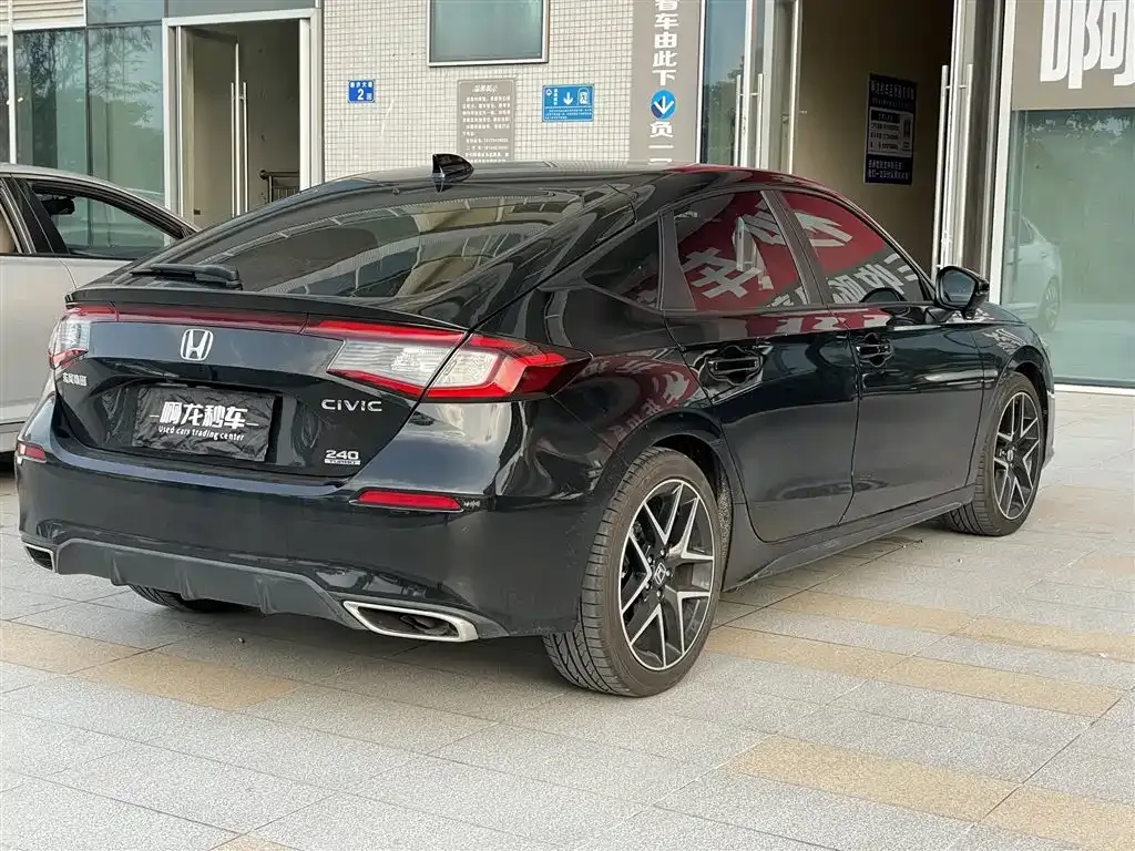 Honda Civic — фото 9