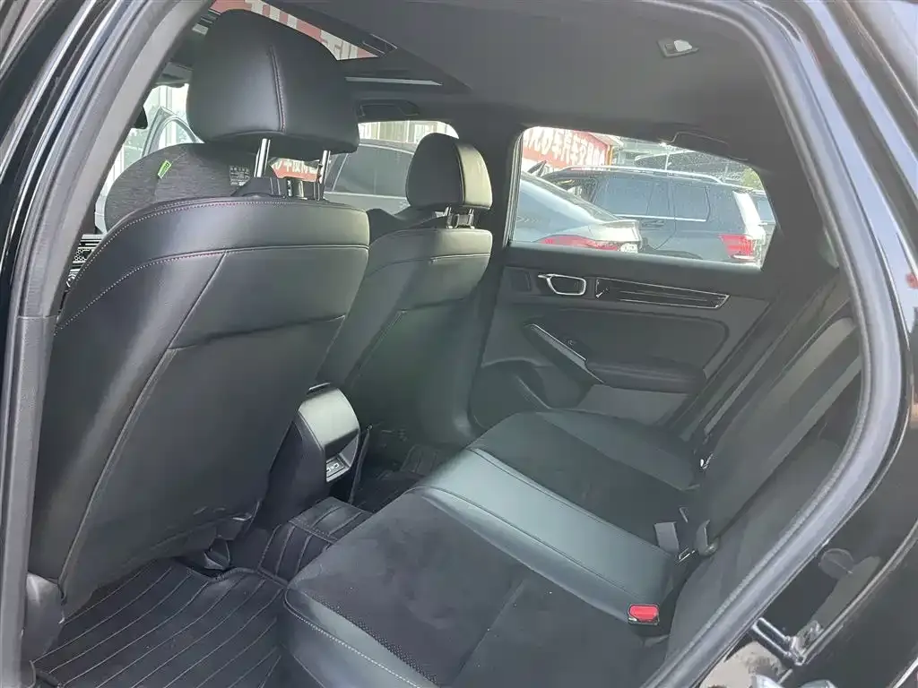 Honda Civic — фото 5