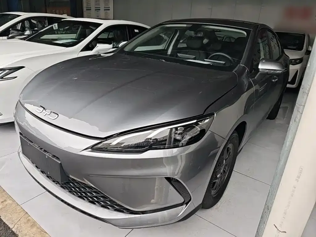 BYD Seal 05 DM-i — фото 7