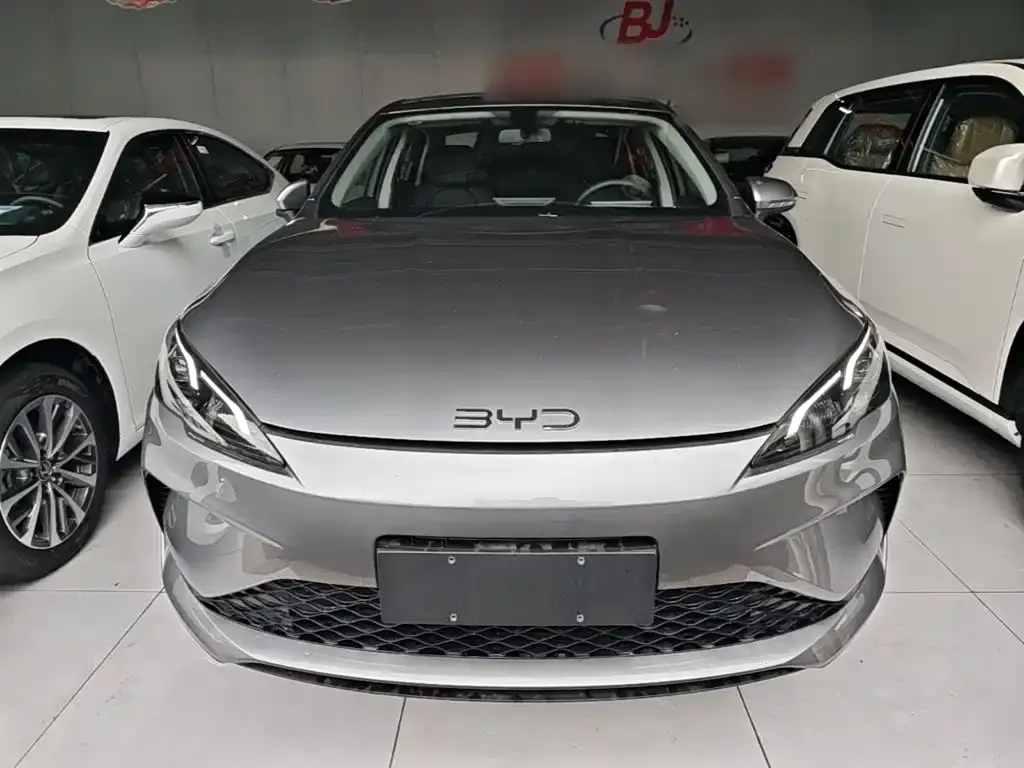 BYD Seal 05 DM-i — фото 5