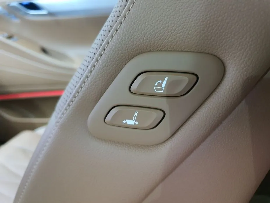 Genesis G80 — фото 10