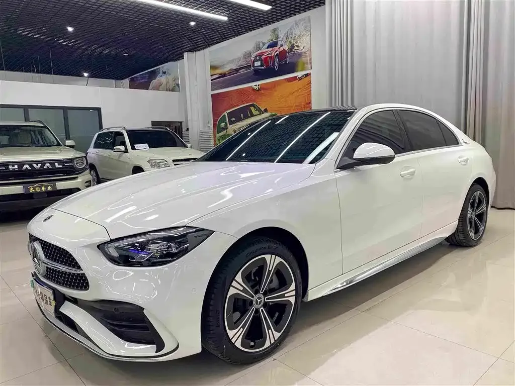 Mercedes-Benz C-Class — фото 1