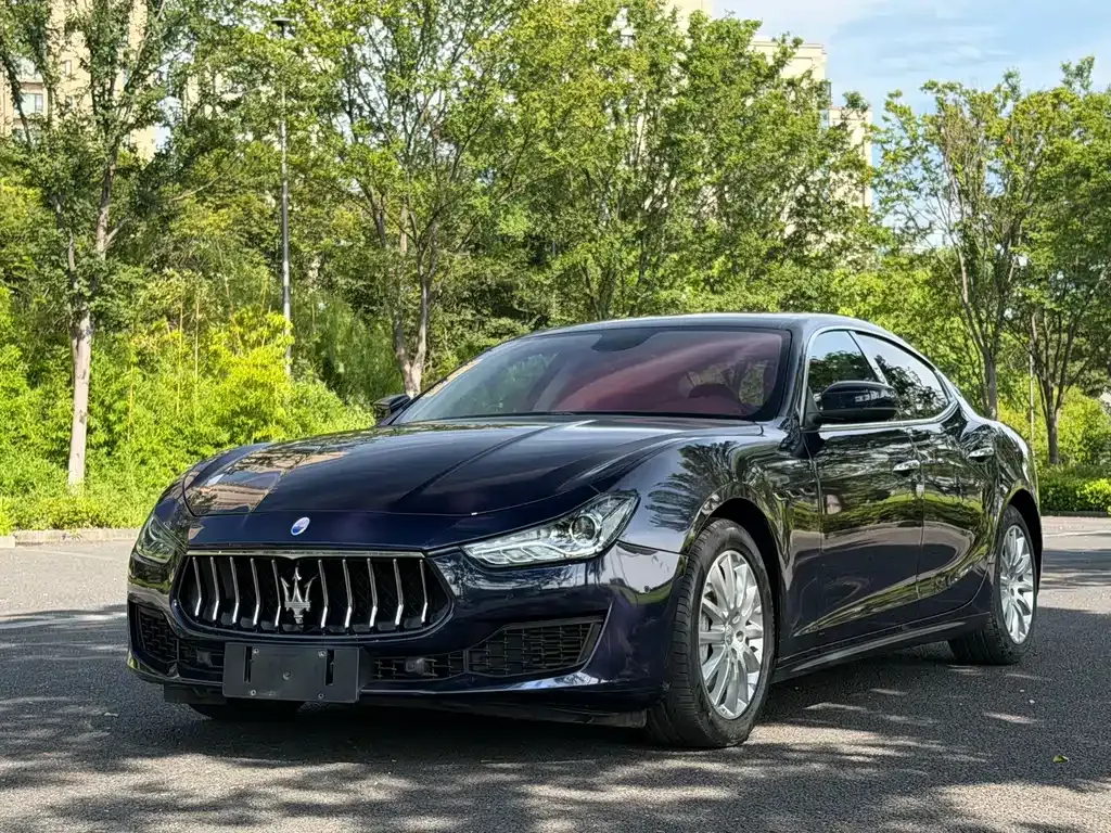 Maserati Ghibli — фото 1