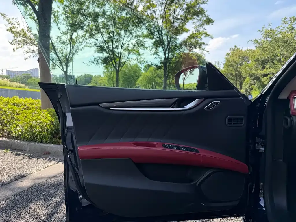 Maserati Ghibli — фото 2