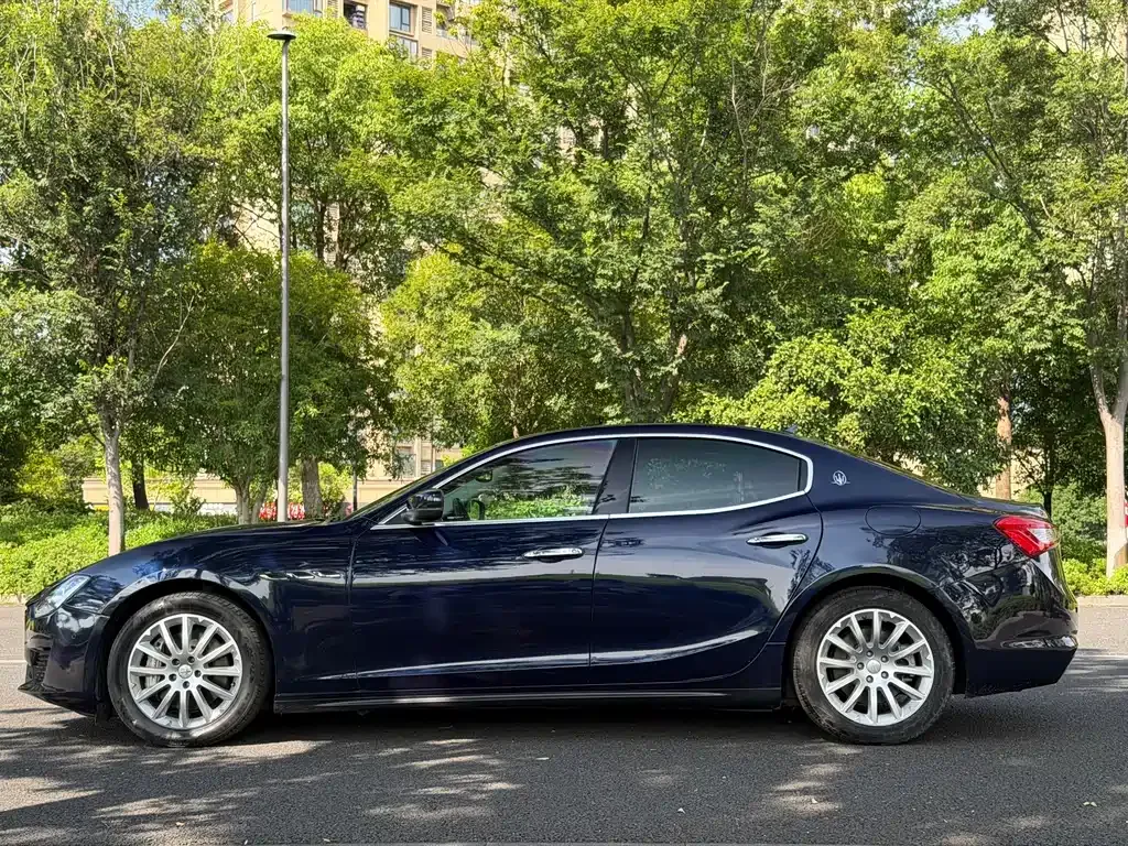 Maserati Ghibli — фото 10