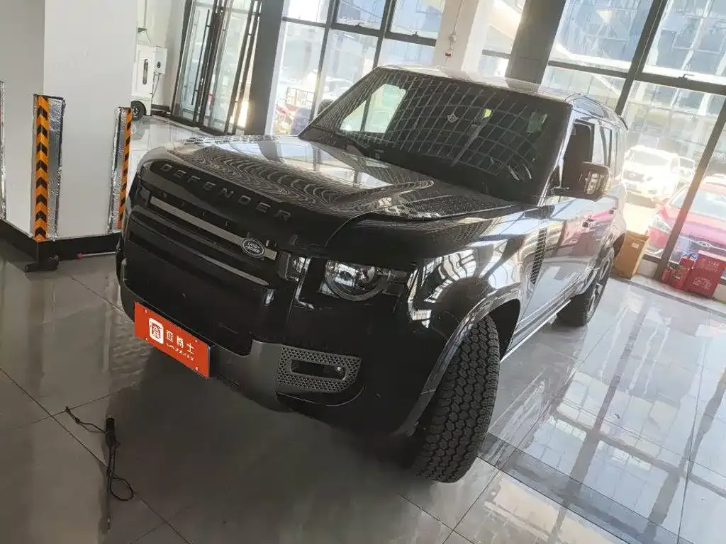 Land Rover Defender — фото 5
