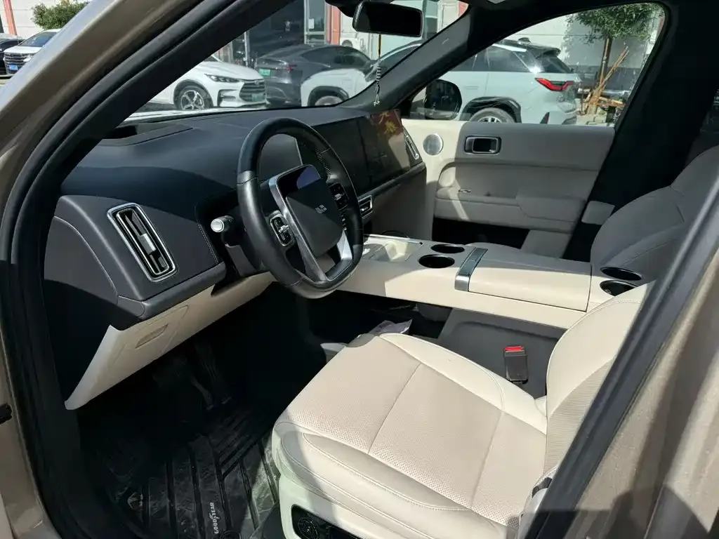 Li Auto L9 2024 из CN, фото 4