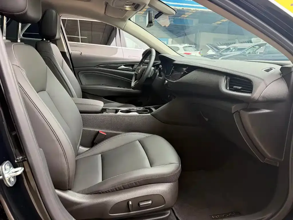 Buick Regal — фото 6