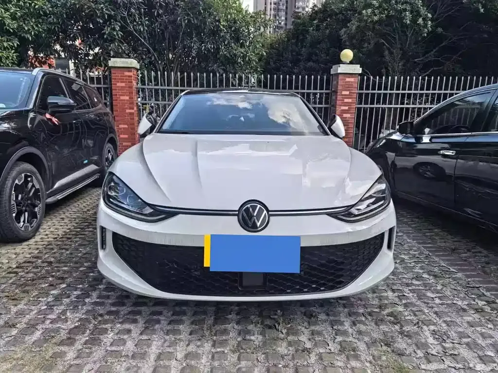Volkswagen Lamando 2023 из CN, фото 8