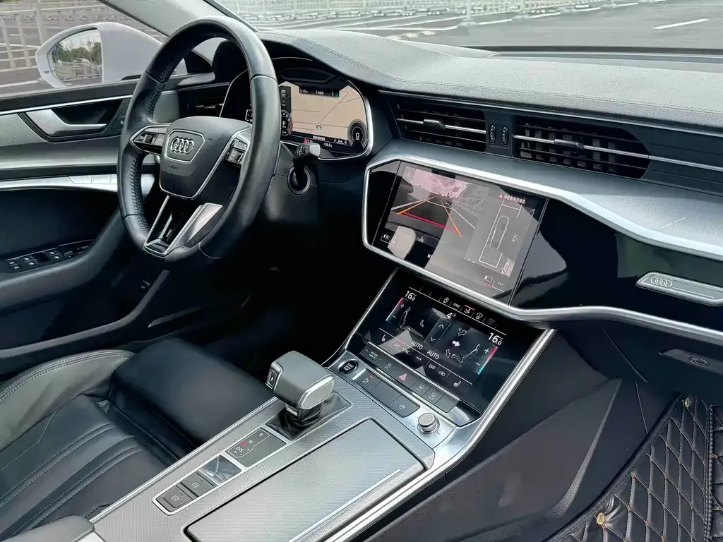 Audi A7 — фото 5