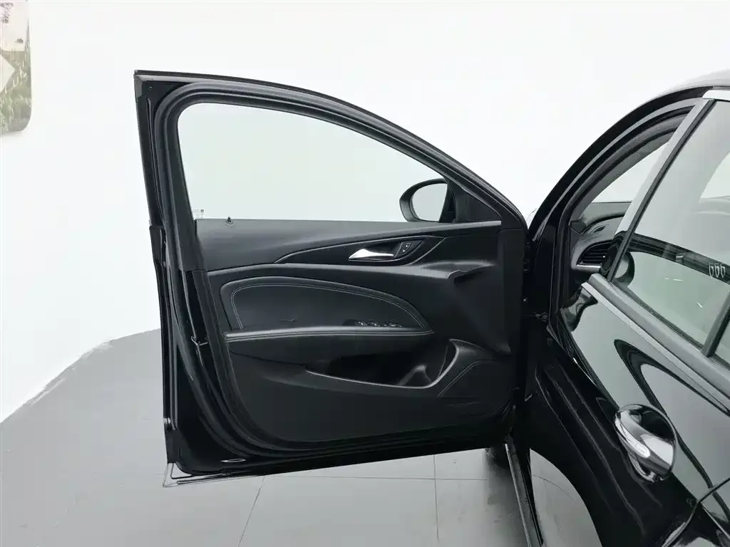 Buick Regal 2023 из CN, фото 6