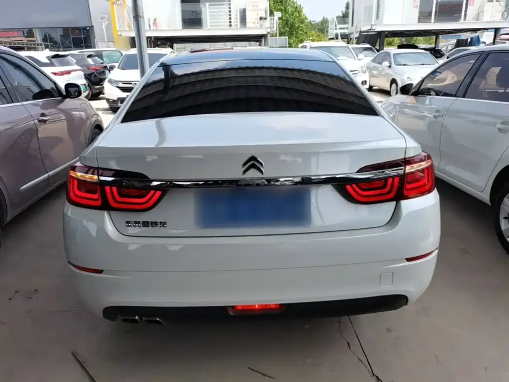 Citroen C6 2023 из CN, фото 8