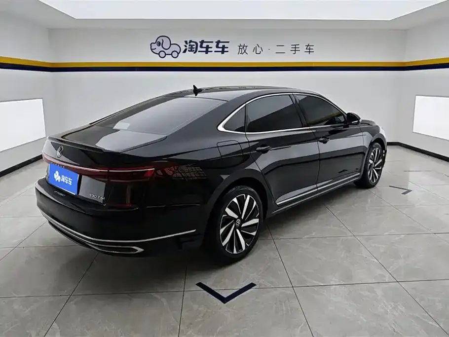 Volkswagen Passat — фото 5