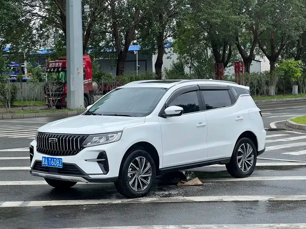 Geely Vision X6 — фото 1