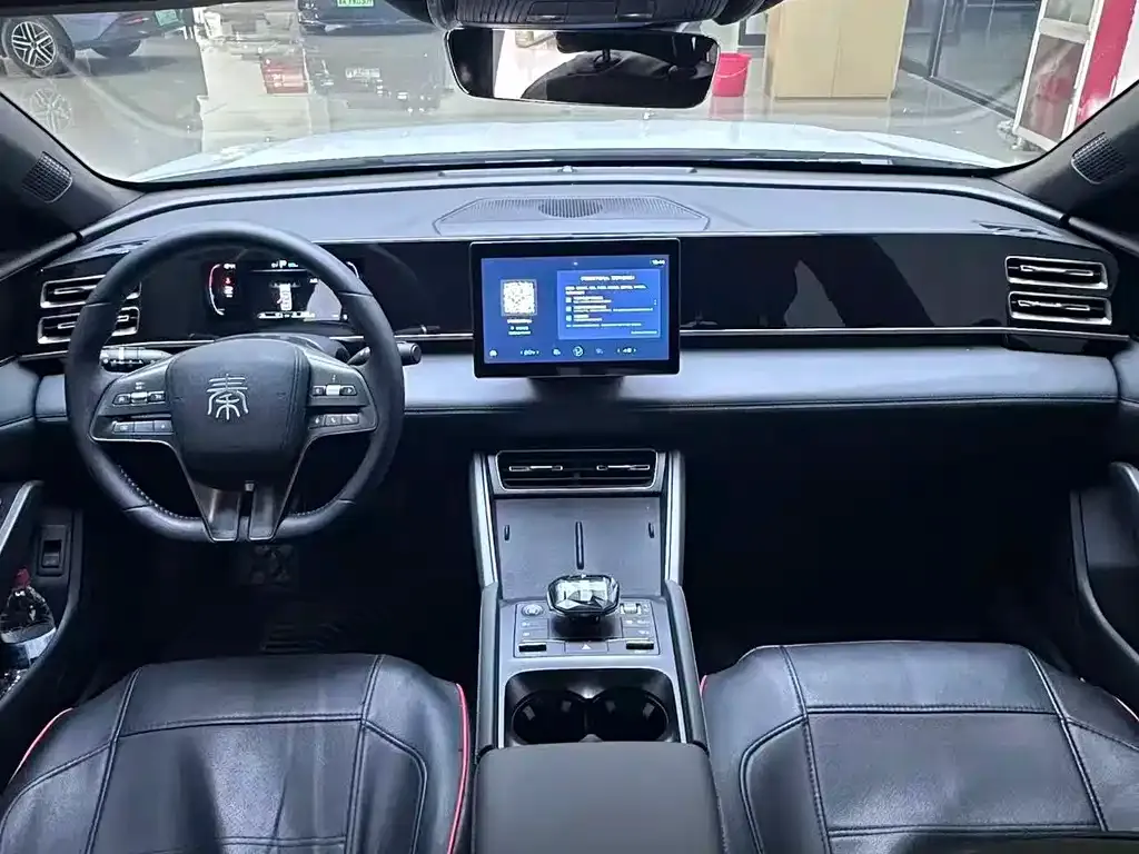 BYD Qin L — фото 10