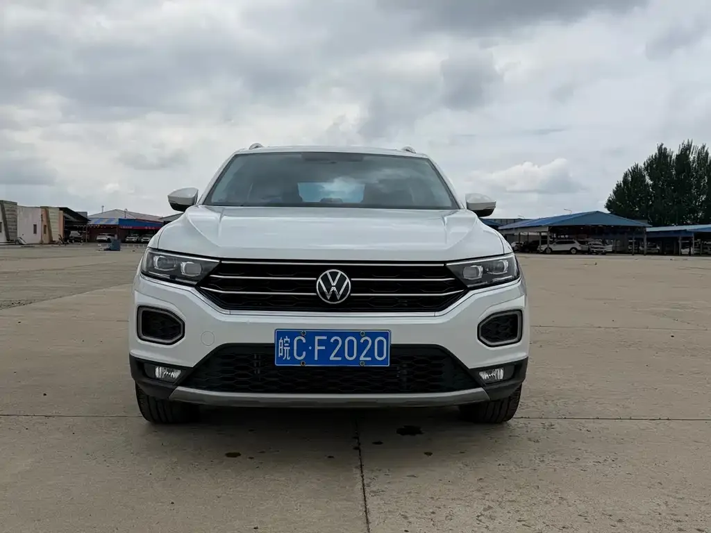Volkswagen T-Roc — фото 4
