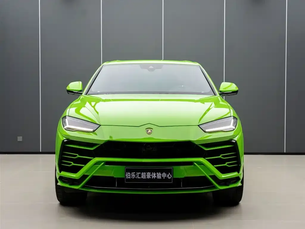 Lamborghini Urus — фото 6