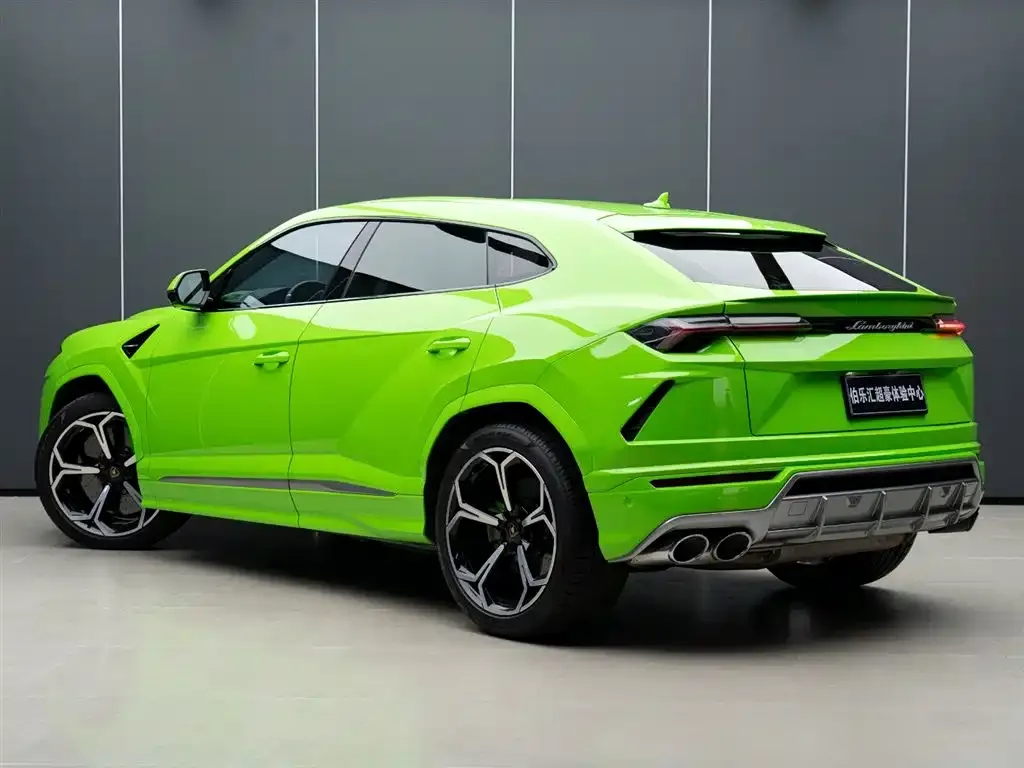Lamborghini Urus — фото 3