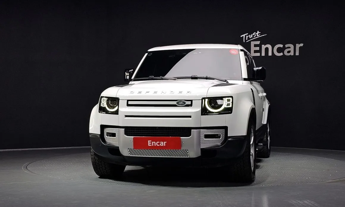 Land Rover Defender — фото 10