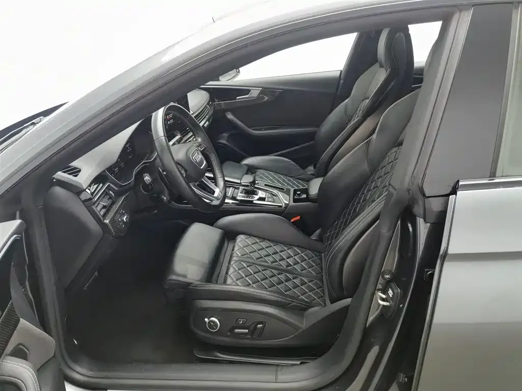 Audi S5 2021 из CN, фото 8