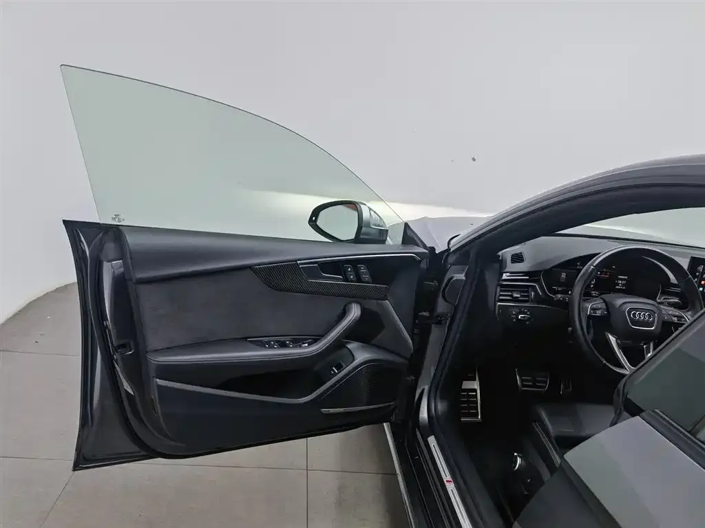 Audi S5 2021 из CN, фото 2