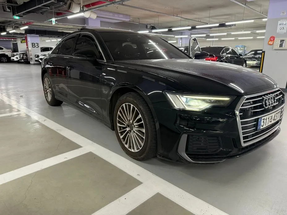 Audi A6 — фото 1