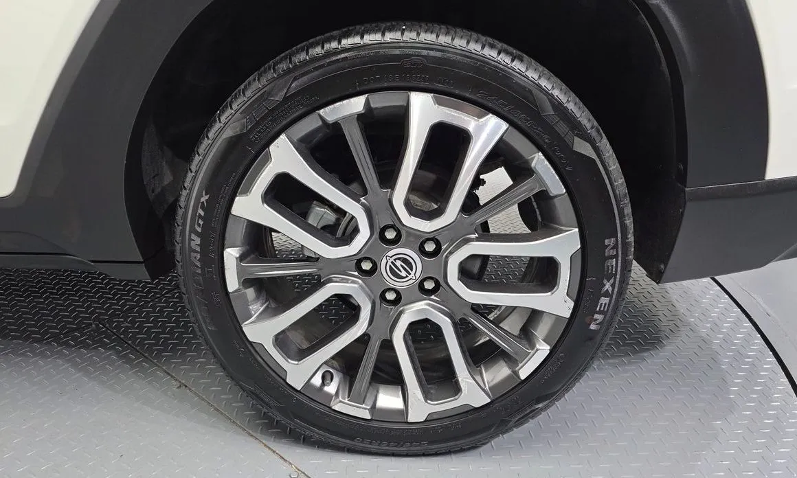 KG Mobility (Ssangyong) Torres — фото 2