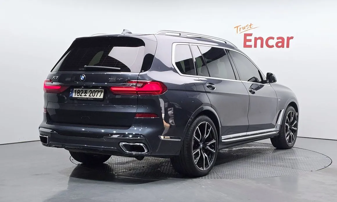 BMW X7 2021 из KR, фото 2