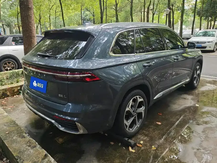 Geely Xingyue L — фото 10