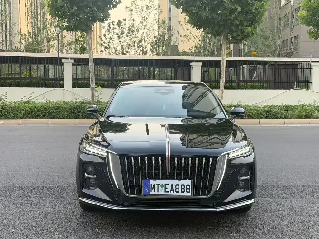 Hongqi H5 — фото 2