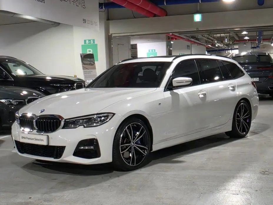 BMW 3-Series — фото 1