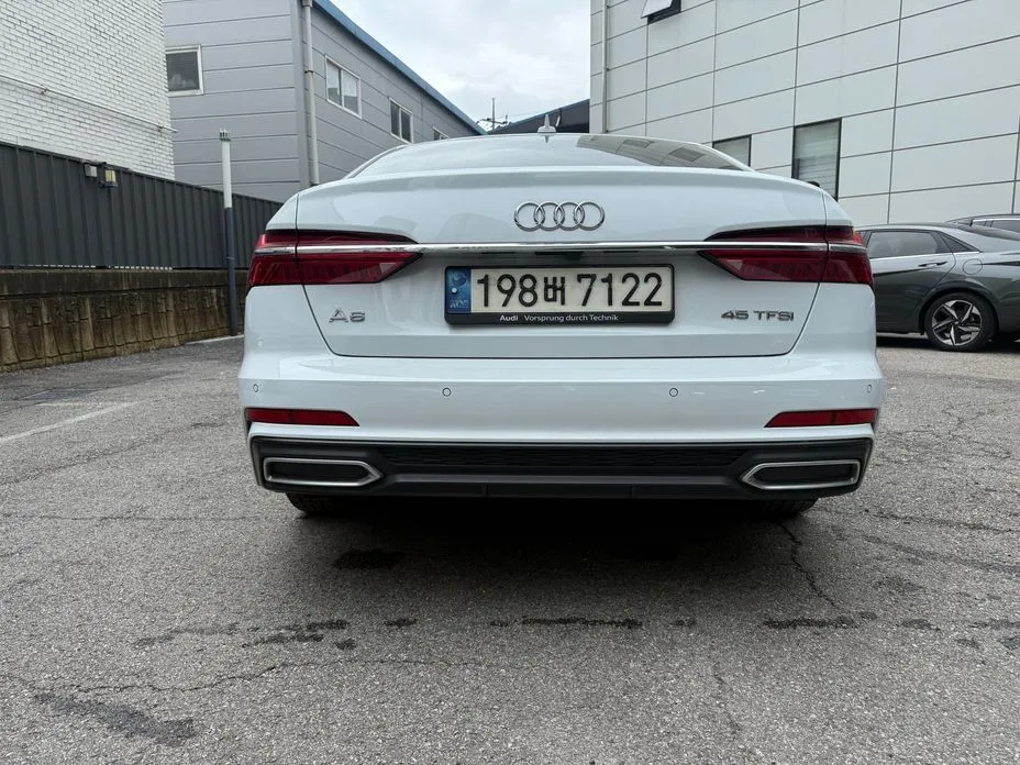 Audi A6 — фото 10