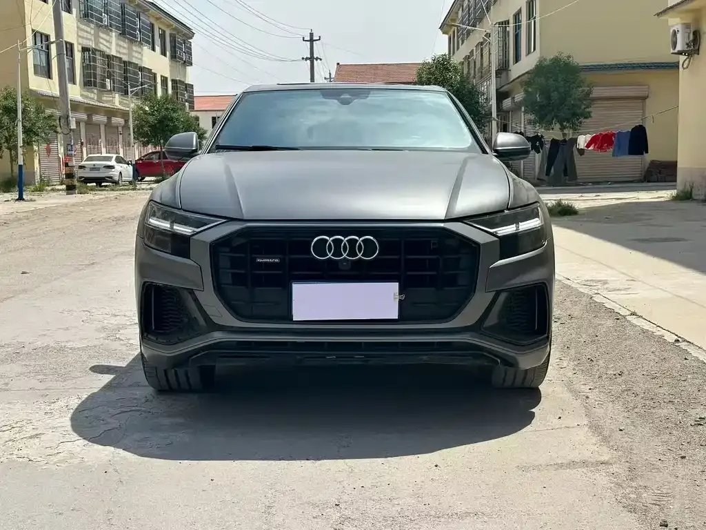 Audi Q8 2021 из CN, фото 8