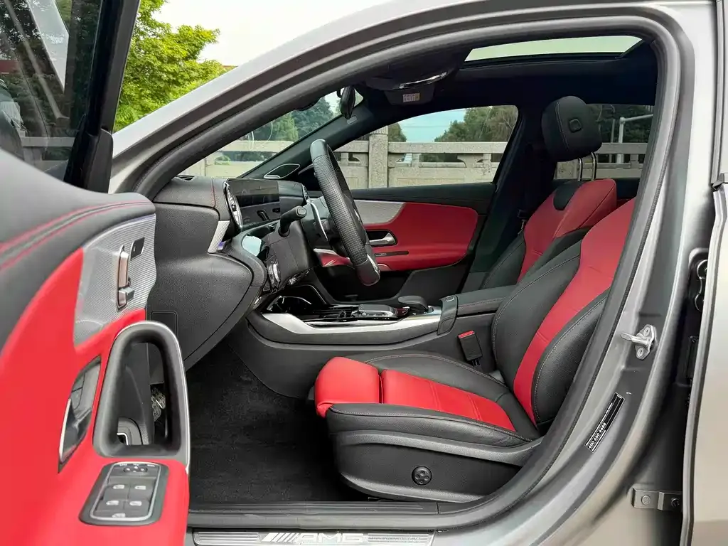 Mercedes-Benz A-Class AMG — фото 4
